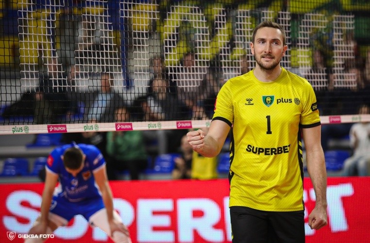 Bartłomiej Krulicki zostaje w GieKSie
